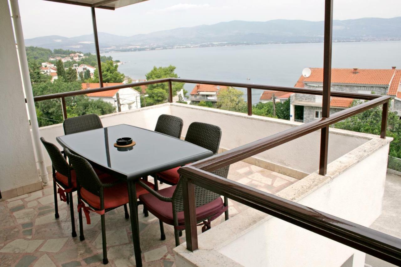 Apartments Villa Zvonimir スラティネ エクステリア 写真